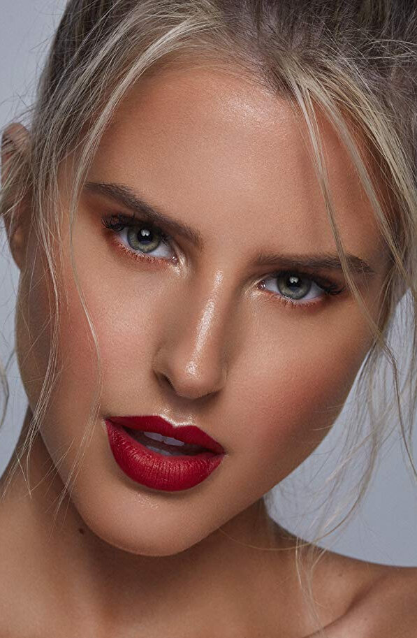 фото Brennah Black