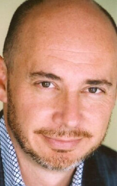 фото Пол Тигье