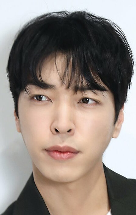 фото Ли У-джу