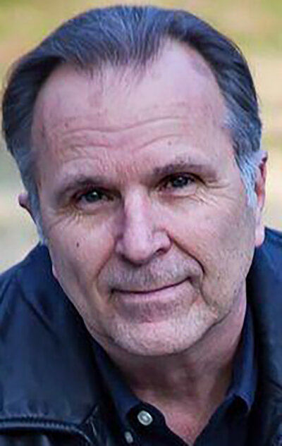 фото Дэн Т. Холл