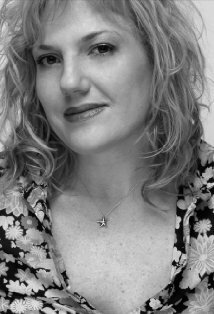 фото Лорриэнн Холл