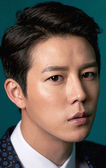 фото Щин Джи-хун