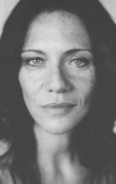 фото Анни Финстерер