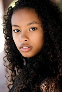 фото Jasmine Dampiér