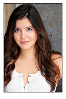 фото Yasmine Vega