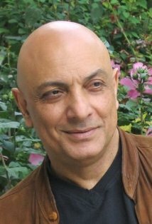 фото Daryush Shokof