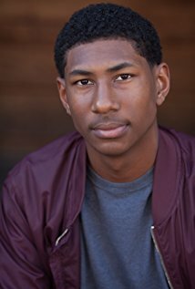 фото Армани Барретт