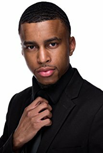 фото Isaiah Hill-Baker