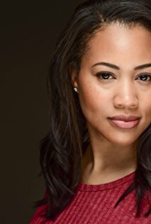 фото Kazia Steele