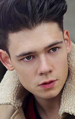 фото Марио Леон Адрион