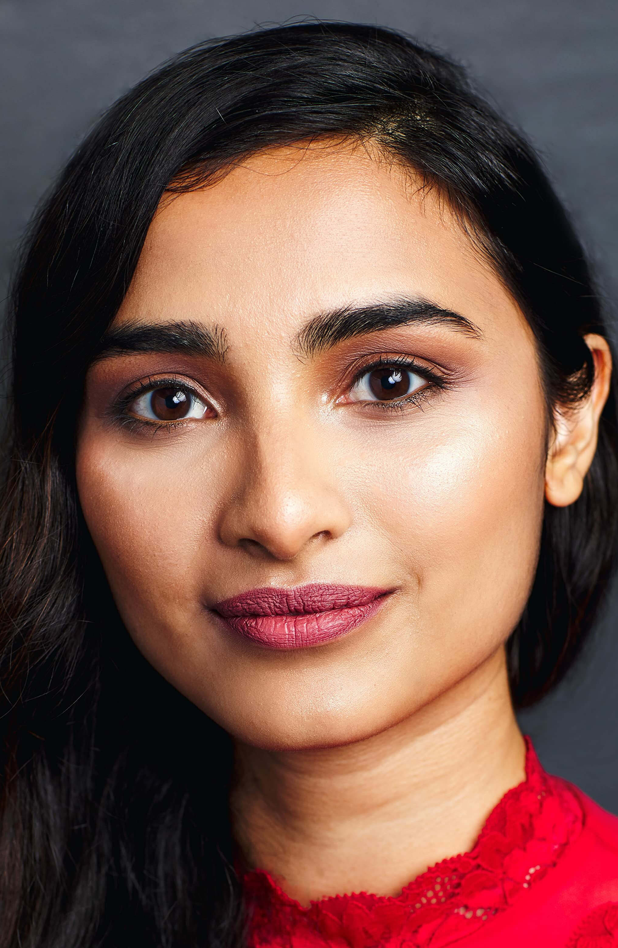 фото Anya Banerjee