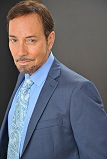 фото Чаннинг Митчелл