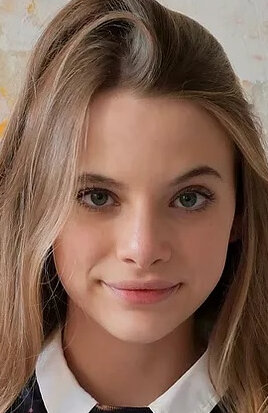 фото Эмилия Флинт