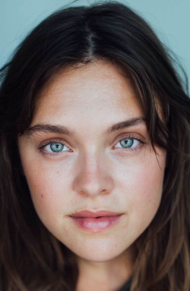 фото Амели Хенниг