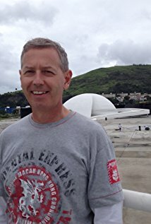 фото Paul Mahoney