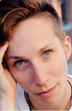 фото Ио Тиллетт Райт