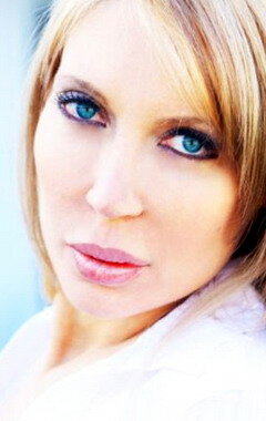 фото Миколь Меткалф