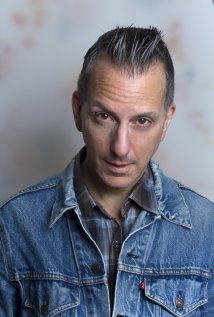 фото Роберт Уэли