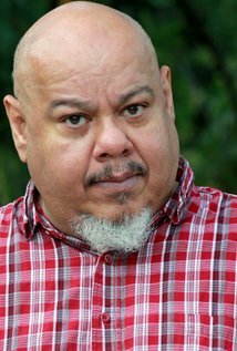 фото Стивен Солис