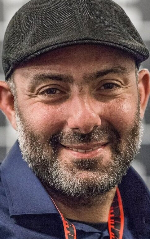 фото Моше Фолкенфлик