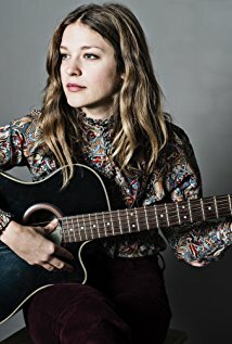 фото Эмма Луиз Сондерс