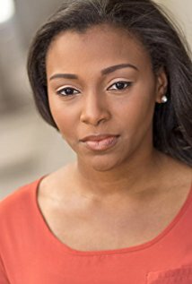 фото Nakia Lawrence