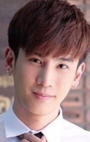 фото Кханатипаписири Корн