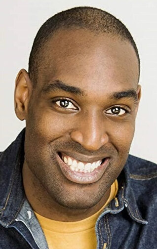 фото Трой Джеймс