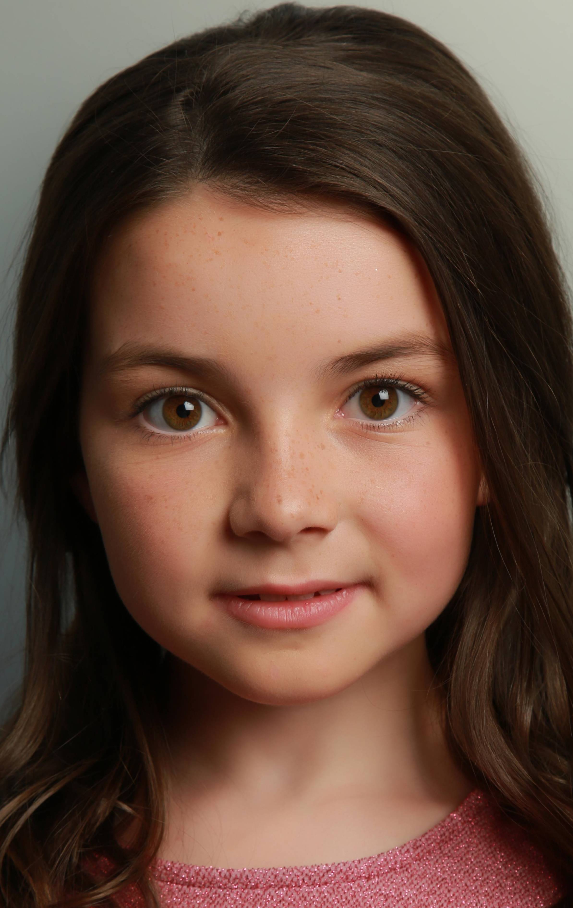 фото Лилли Аспелл