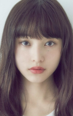 фото Аина Ямада