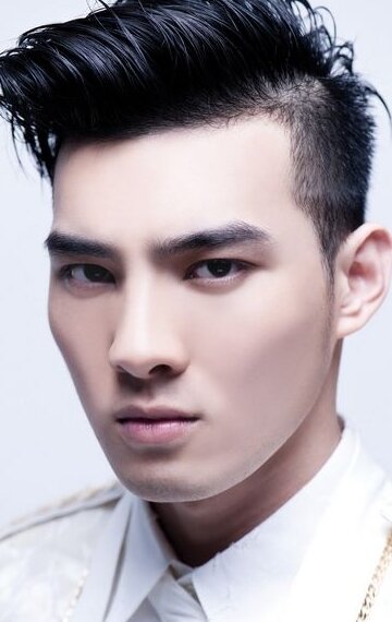 фото Уэйн Хуан