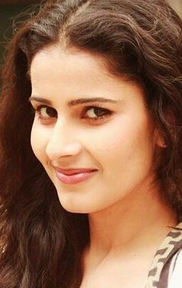 фото Шивани Томар