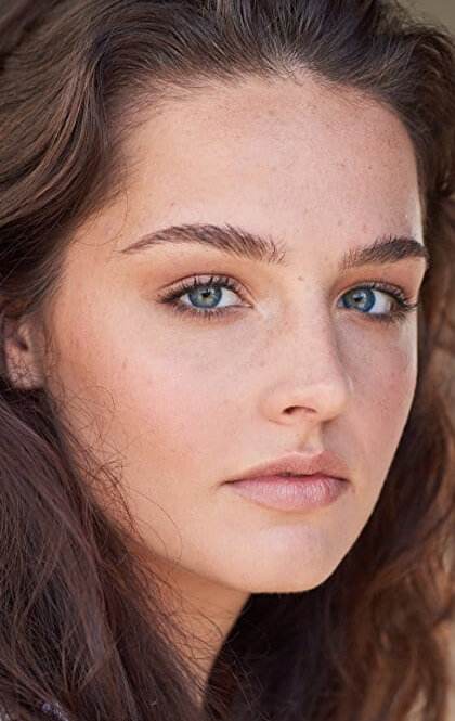 фото Лили Донохью