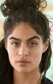 фото Джесси Рейез