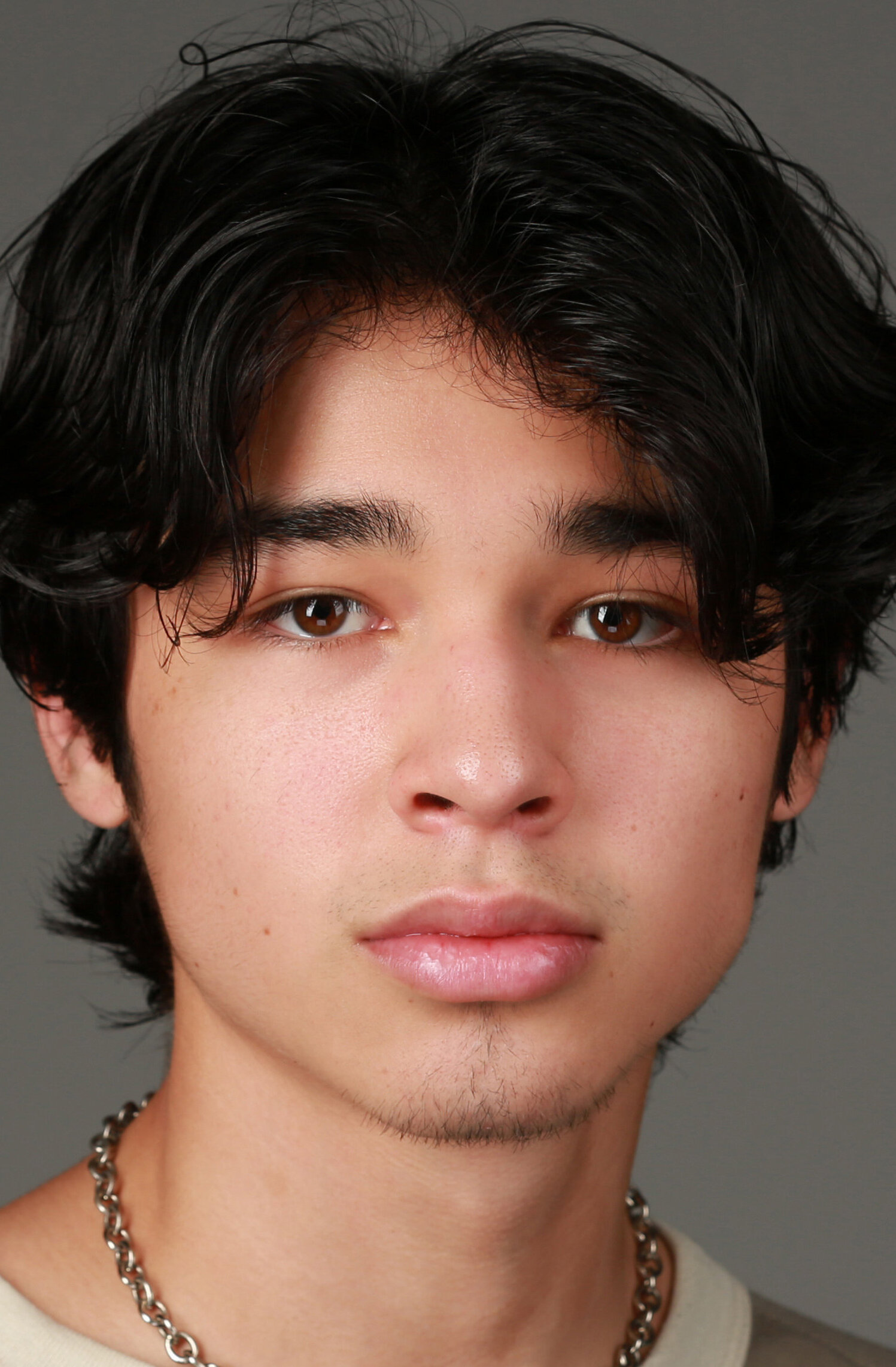 фото Айзек Ареллянес