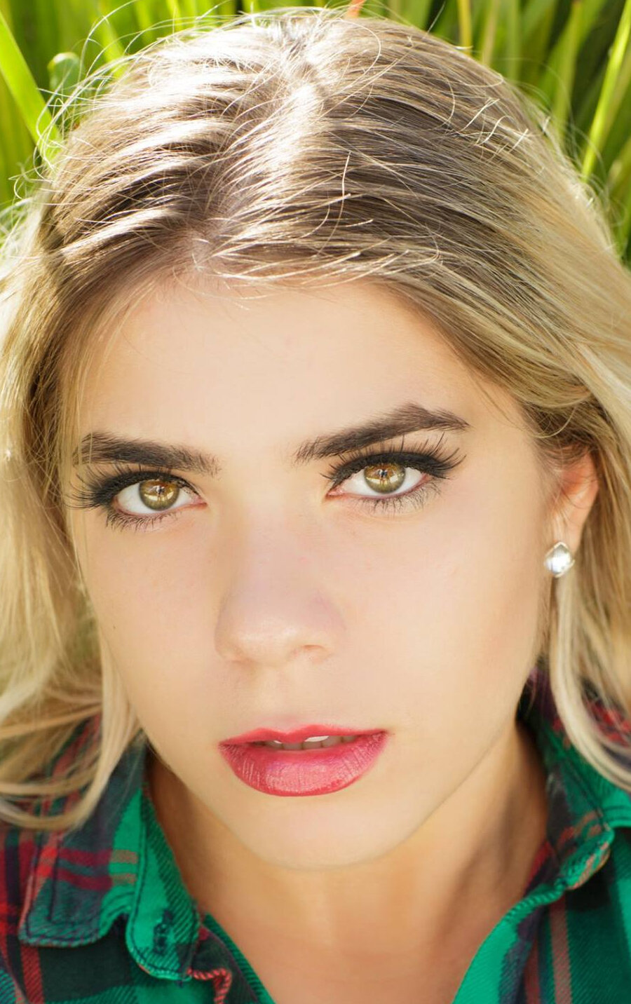 фото Эллина Боуфал