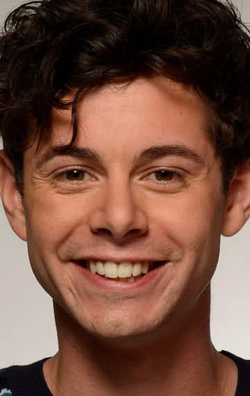 фото Пол Яконо