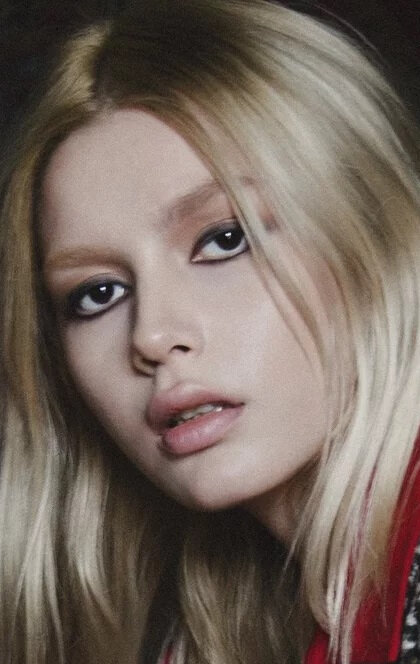 фото Aleyna Tilki