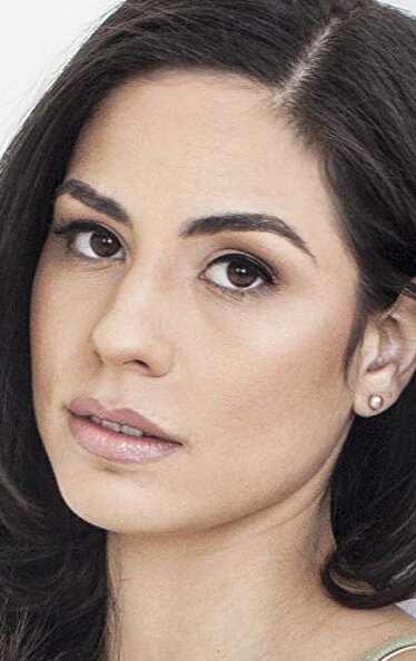 фото Изабель Арраиса