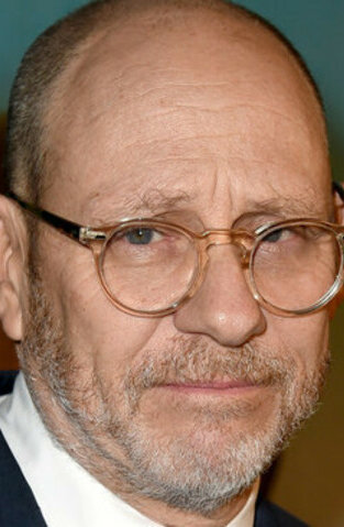 фото Дэниэл Сакхайм