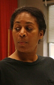 фото Ора Джонс