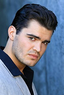 фото Derek Mikula