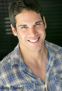 фото Адам Дэниэл