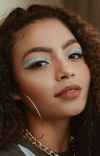 фото Эни Габриели