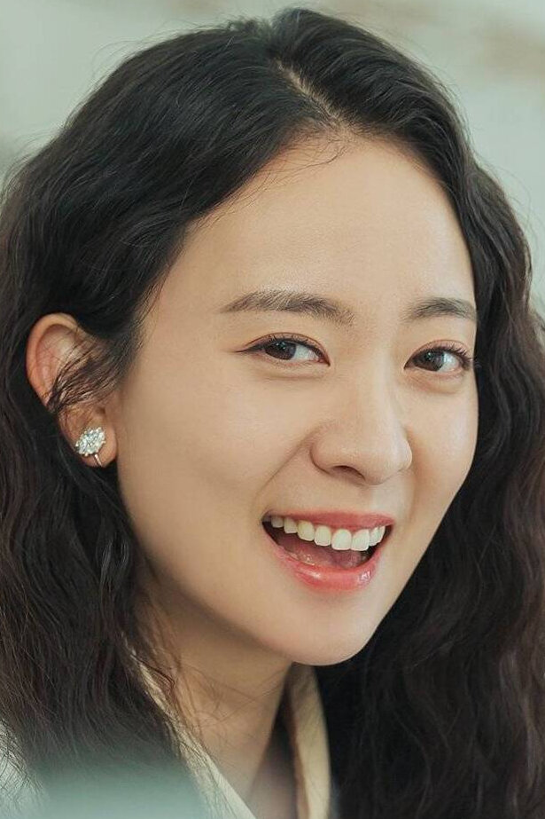 фото Сон Сан-ын