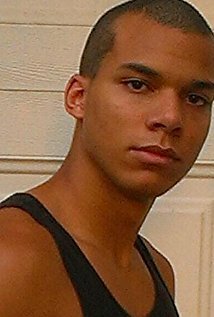 фото Dominique Chaison