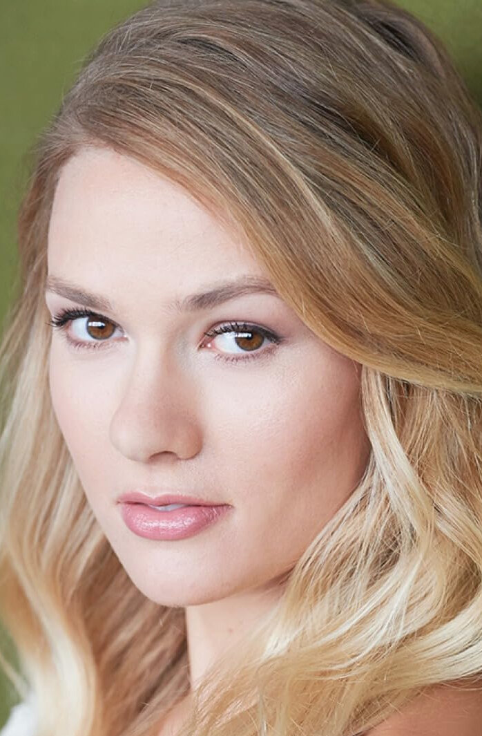 фото Tori Anderson