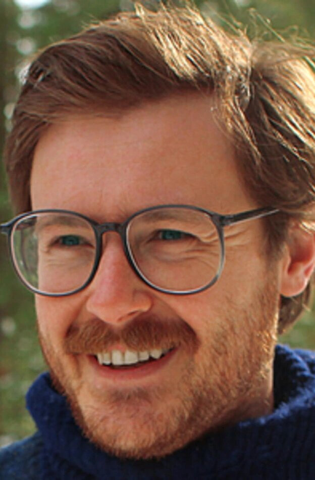 фото Исайя Сэксон