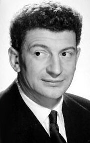 фото Ив Робер