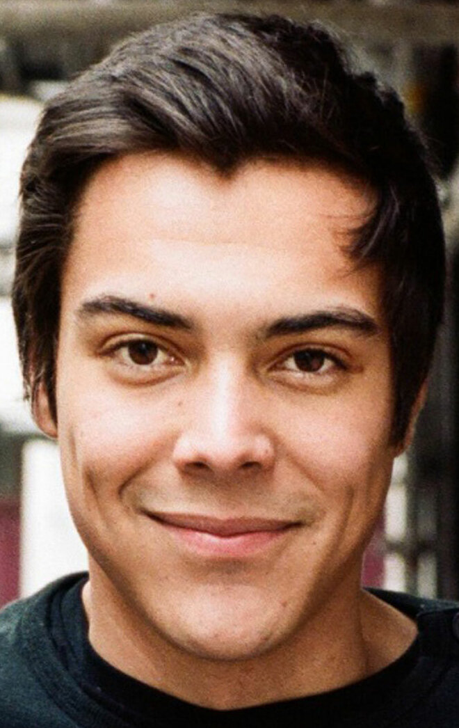 фото Микаэль Люмьер